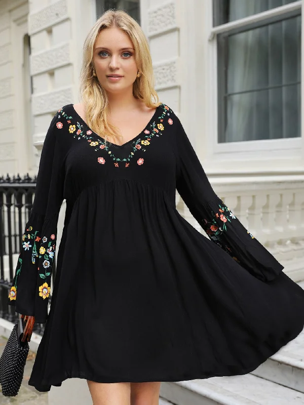 Casual Floral Long Sleeve V Neck Flared High Waist Short Plus Size Dress