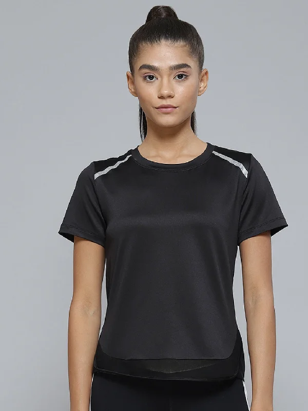 Women Black Solid Knitted Rapid-Dry T-shirt