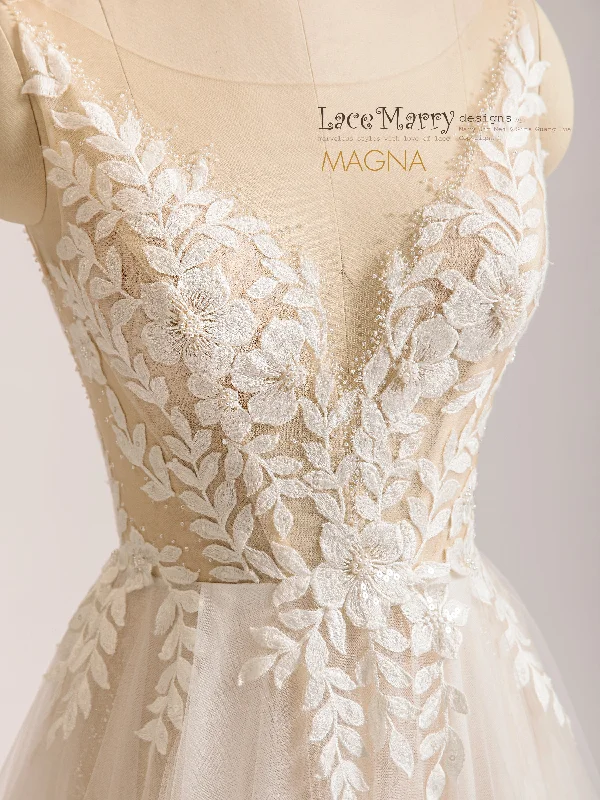 MAGNA / Leafs and Flowers Boho Wedding Dress