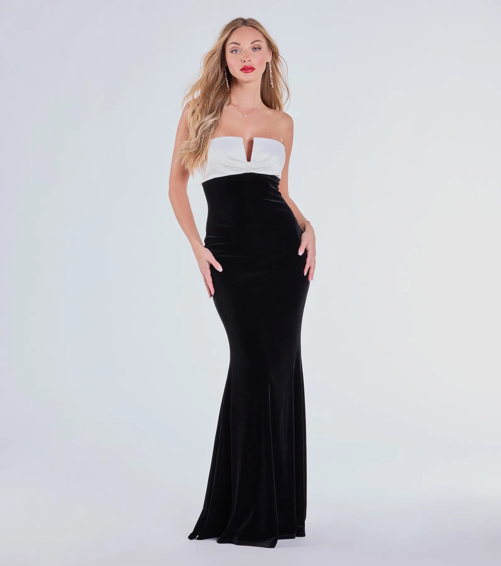 Marnie Strapless Satin Bow Velvet Column Formal Dress